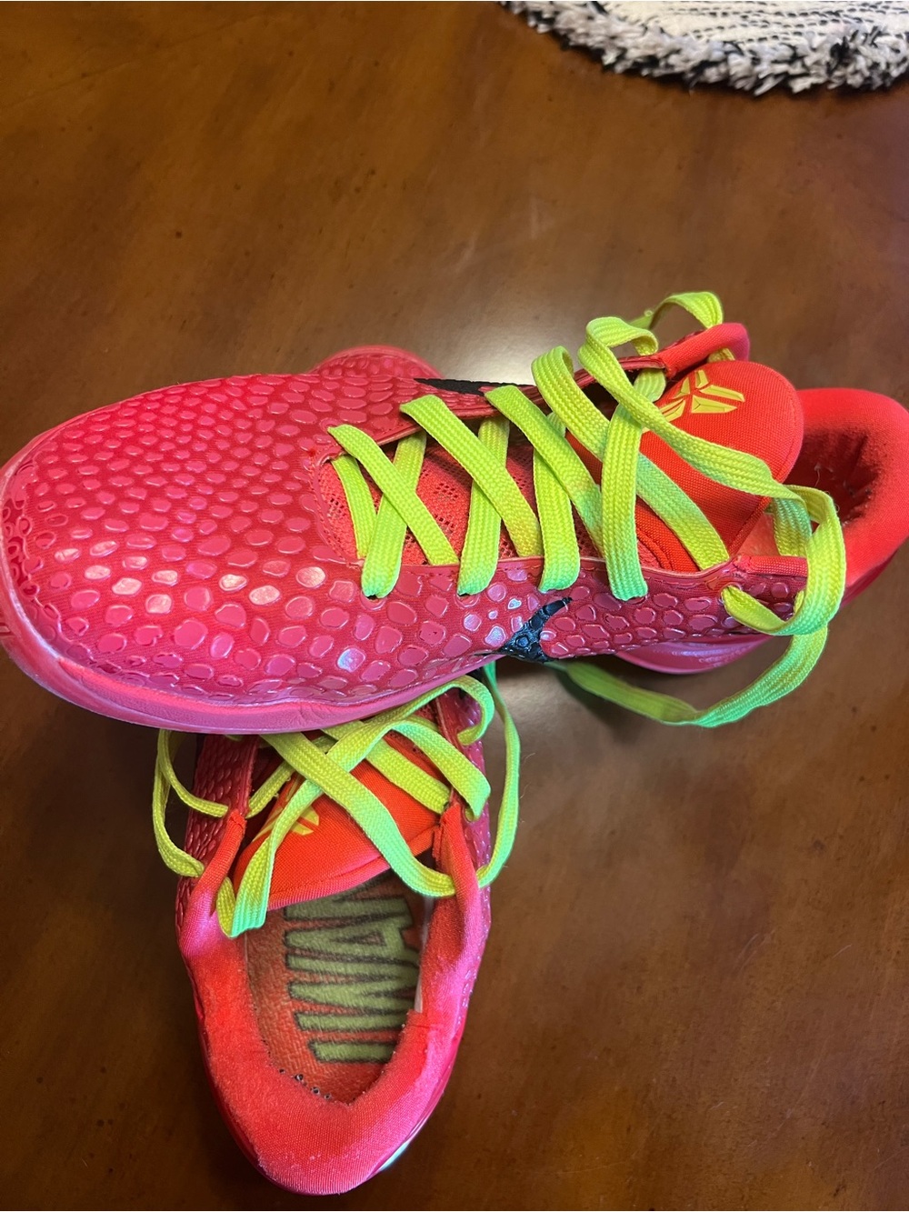 Nike Kobe 6 Protro Low
Reverse Grinch